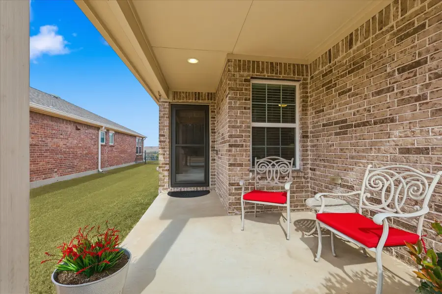 8035 Cool River Drive, Frisco, TX 75036 - Image #2