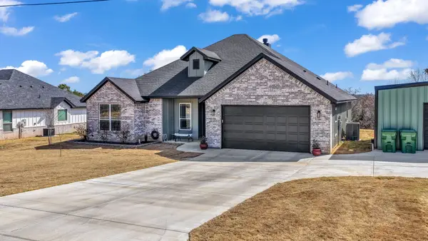 1013 Mojave Trail, Granbury, TX 76048