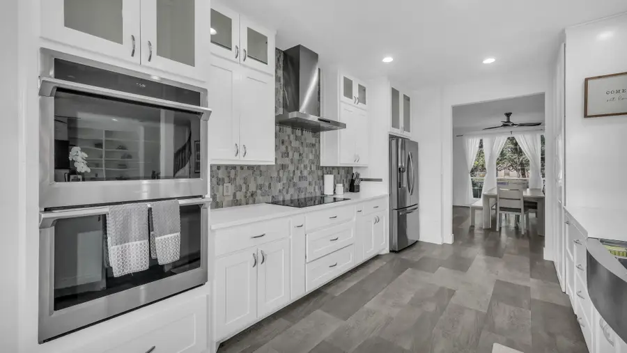 100 Oakview Drive, Hudson Oaks, TX 76087 - #3