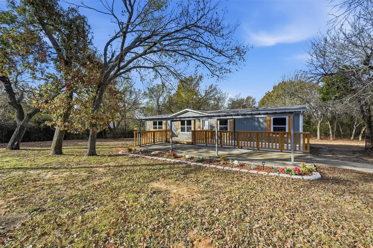 279 Carlisle Court, Springtown, TX 76082 - #1