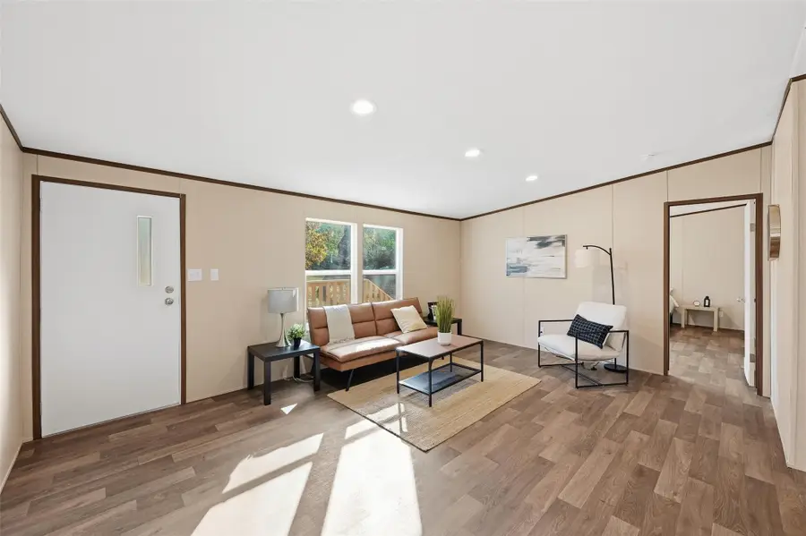 279 Carlisle Court, Springtown, TX 76082 - #3