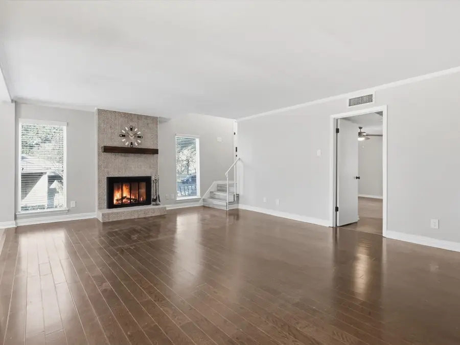 2713 Meadowstone Court, Carrollton, TX 75006 - #3