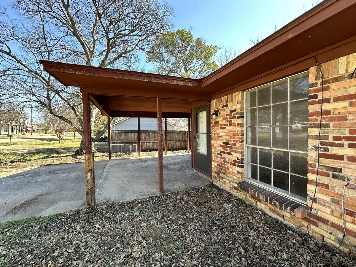 203 W 5th Street, Kennedale, TX 76060 - #1