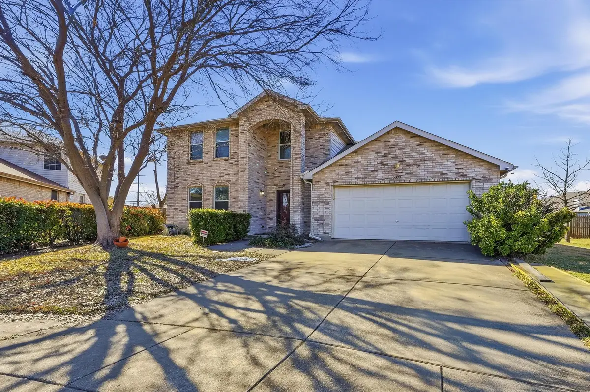 2215 Coyote Trail, Grand Prairie, TX 75052 - #1