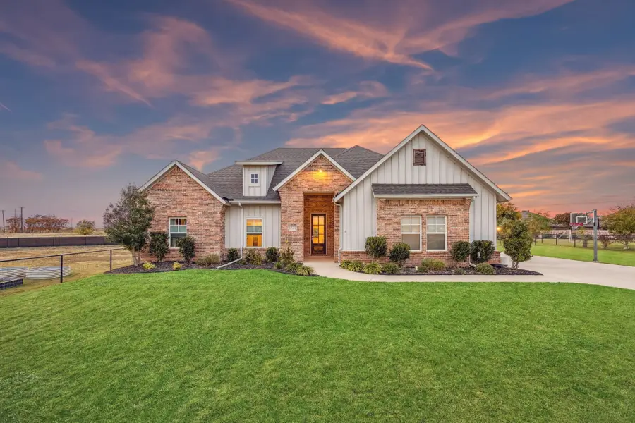 1318 Oliver Creek Lane, Justin, TX 76247 - #2