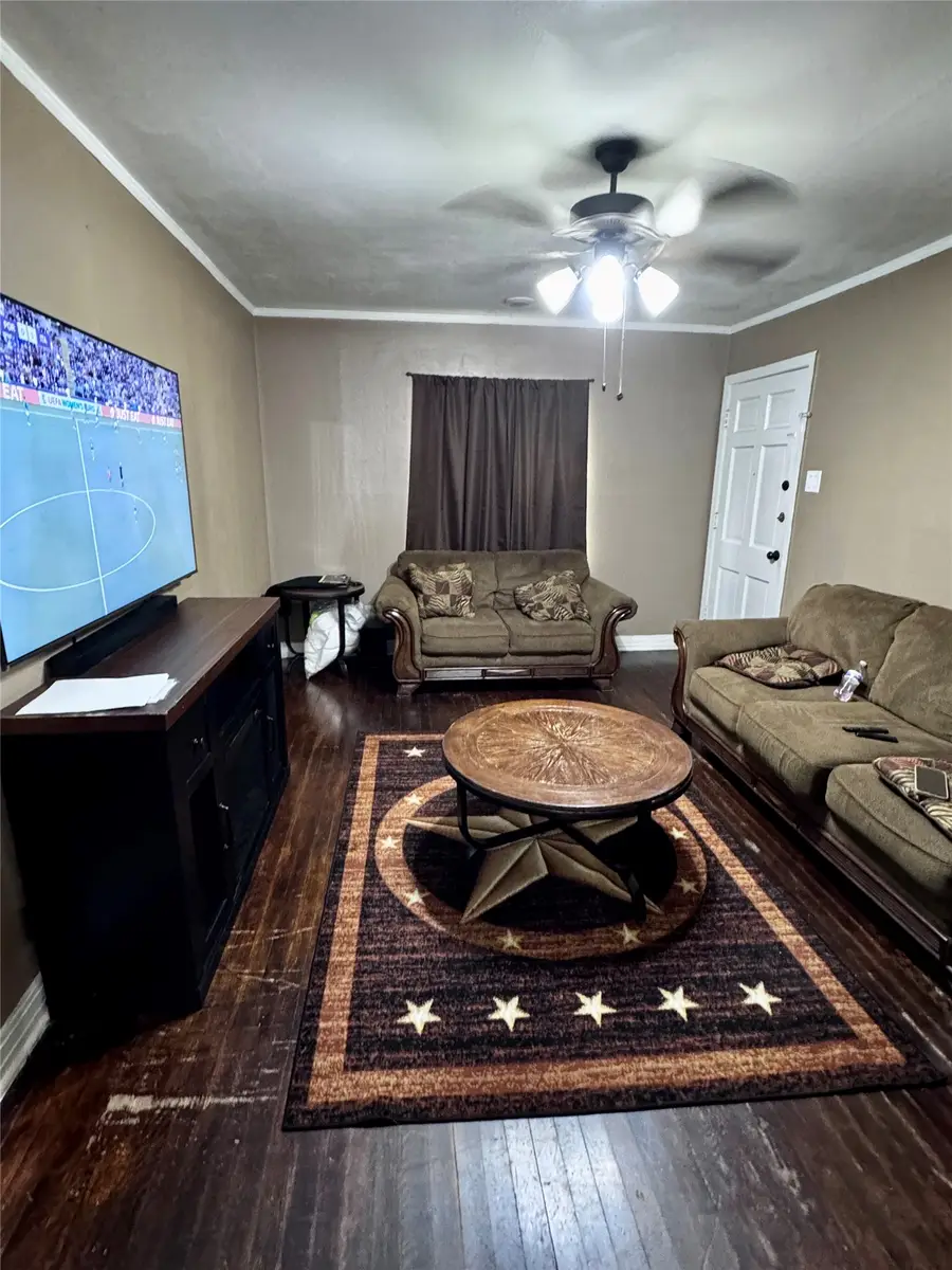 2906 W 9th Street, Dallas, TX 75211 - Image #3