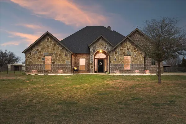 294 County Road 3386, Paradise, TX 76073