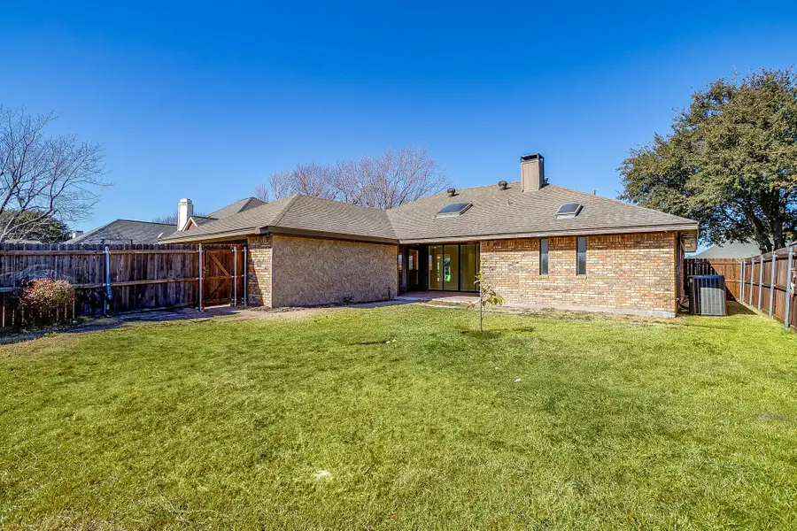 814 Nafus Street, Cedar Hill, TX 75104 - #2