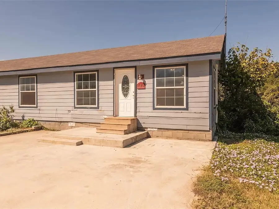 121 Windy Creek, Springtown, TX 76082 - #2