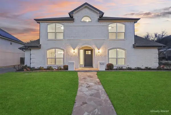 532 Indian Creek Drive, Roanoke, TX 76262