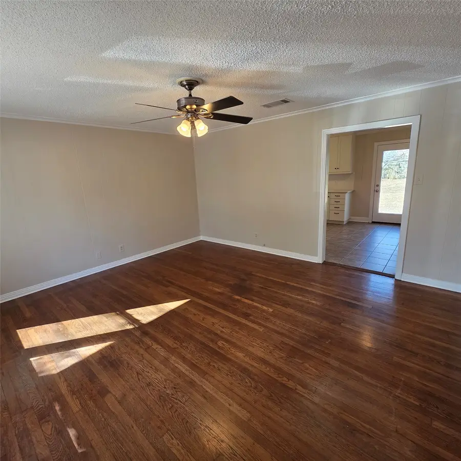 702 Emery Street, Denton, TX 76201 - Image #2