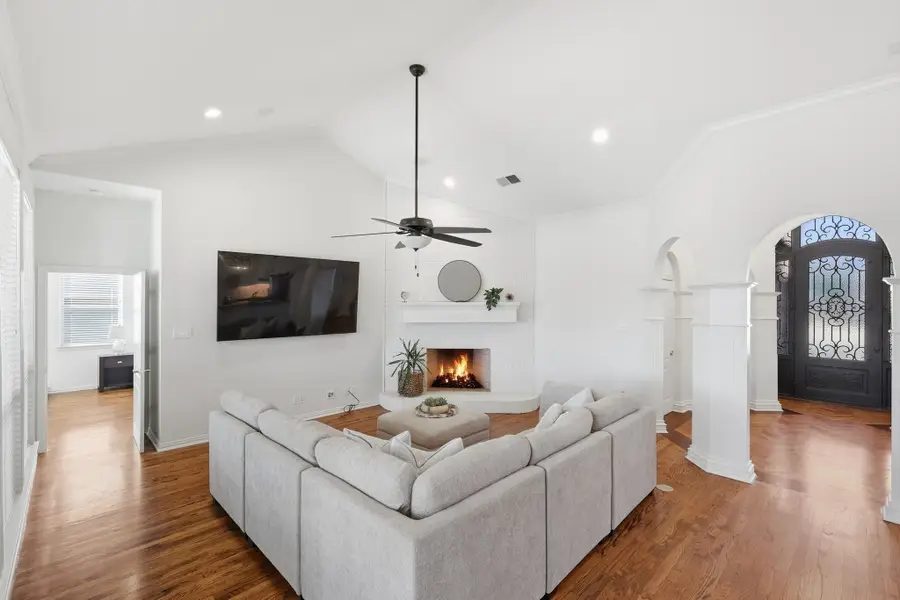 5809 N Ballantrae Drive, Colleyville, TX 76034 - #2