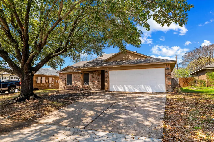 4238 Emerson Drive, Grand Prairie, TX 75052 - #2
