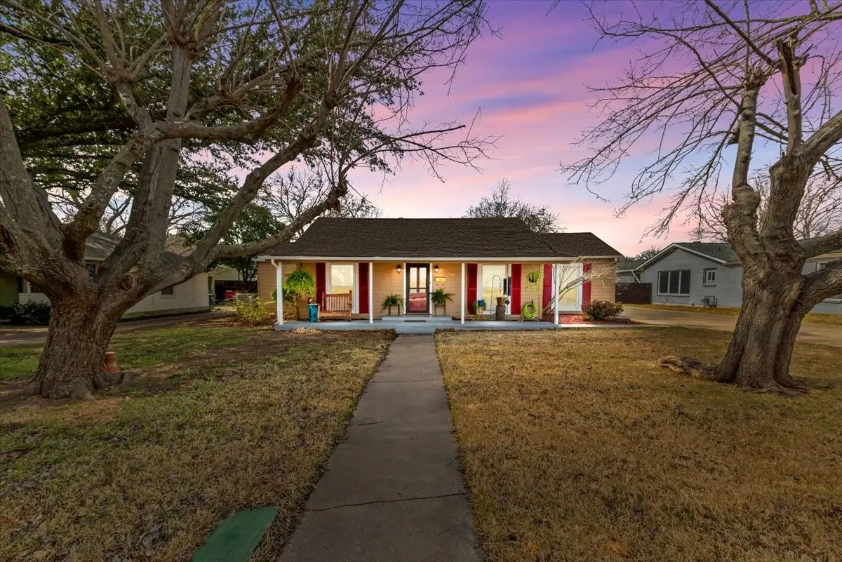 502 Bellevue Drive, Cleburne, TX 76033 - #1