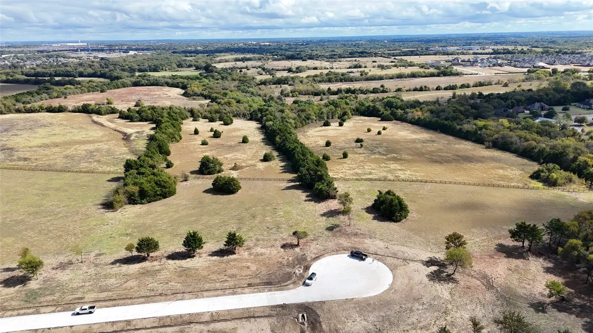 000 Latigo Court, Oak Leaf, TX 75154 - #1