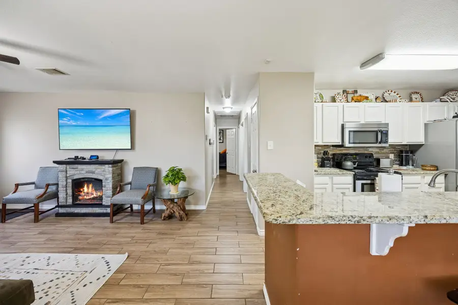 805 Phillips Street, Cleburne, TX 76033 - #3