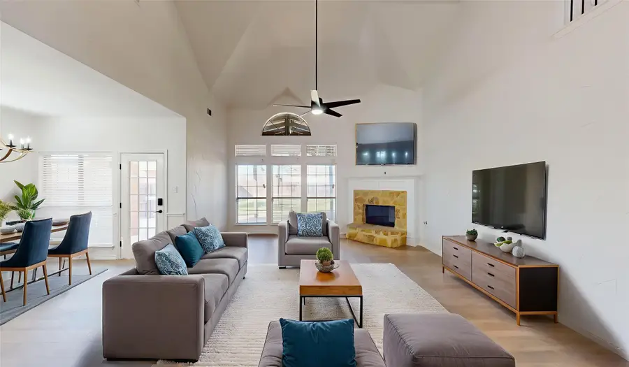 907 Greenfield Court, Kennedale, TX 76060 - #2