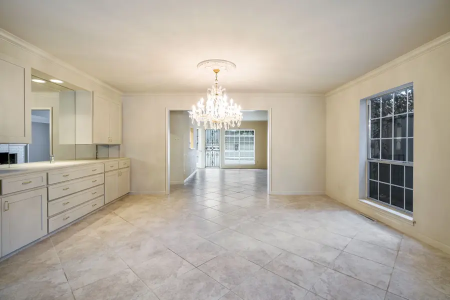 6111 Bordeaux Avenue, Dallas, TX 75209 - Image #2