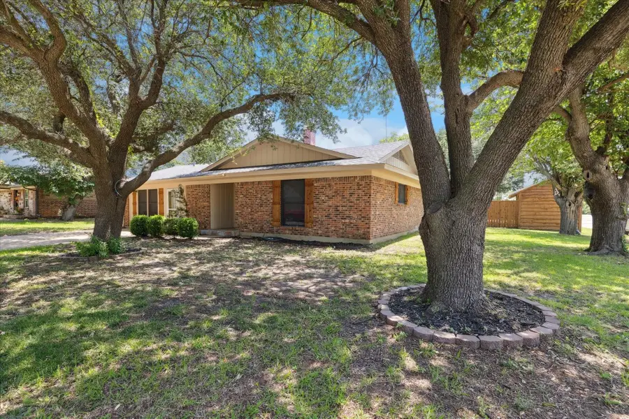 226 Hillcrest Street, Sanger, TX 76266 - #2
