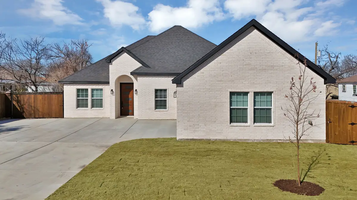 1271 E Myrtle Street, Fort Worth, TX 76104 - #1