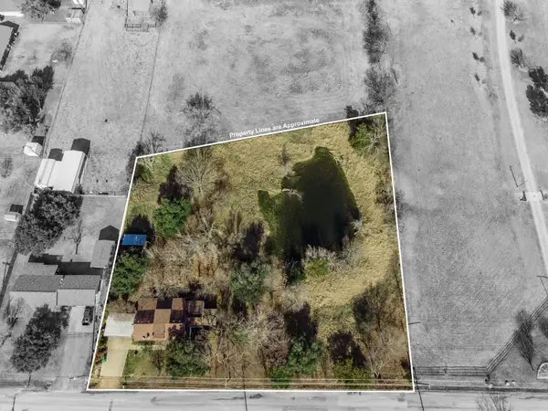 404 E Newland Drive, Robinson, TX 76706