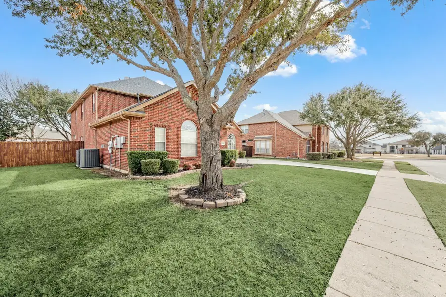 1804 Hill Ridge Drive, Flower Mound, TX 75028 - #3