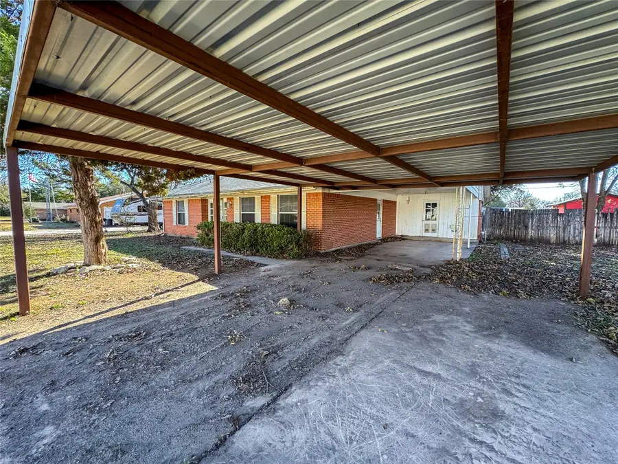 1005 N 7th Street, Haskell, TX 79521 - #3