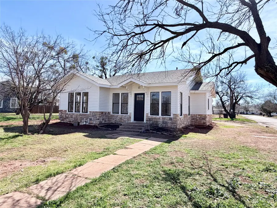 3041 Russell Avenue, Abilene, TX 79605 - #2