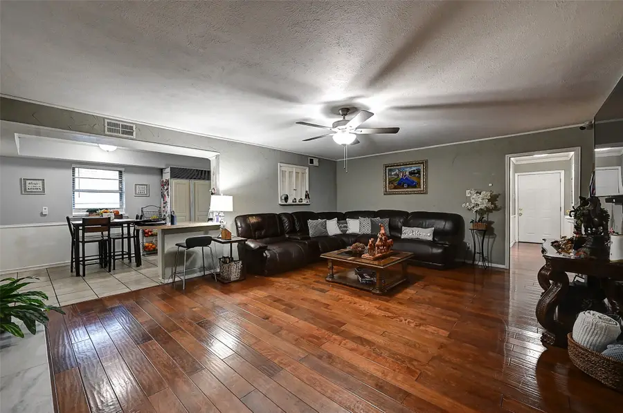 3262 Camelot Drive, Dallas, TX 75229 - #3