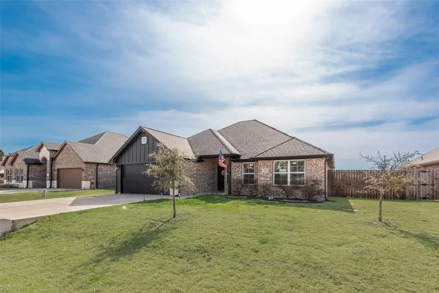 121 Palmer South Court, Palmer, TX 75152 - #2