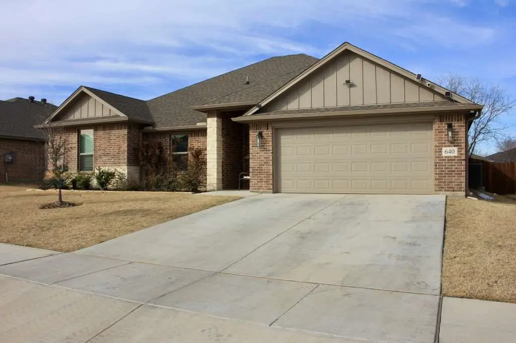 640 Mooney Drive, Saginaw, TX 76179 - Image #1
