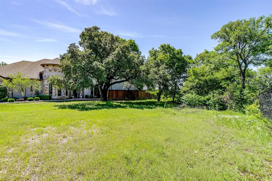 1001 Brae Court, Fort Worth, TX 76111 - #3