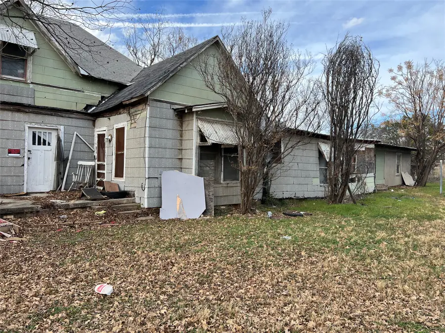 431 Coke, Gorman, TX 76454 - Image #2