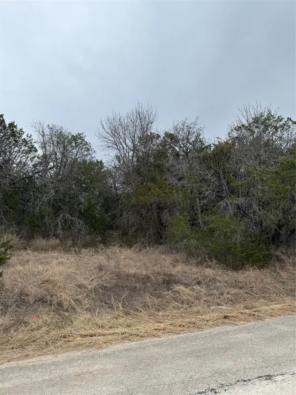 4611 Evening View Drive, Granbury, TX 76048