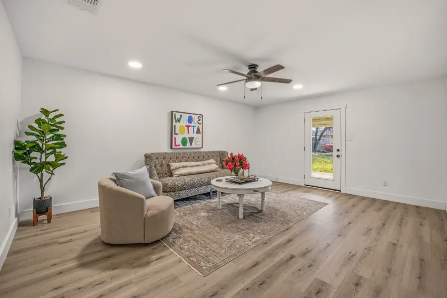 130 Omaha, Stephenville, TX 76401 - Image #3