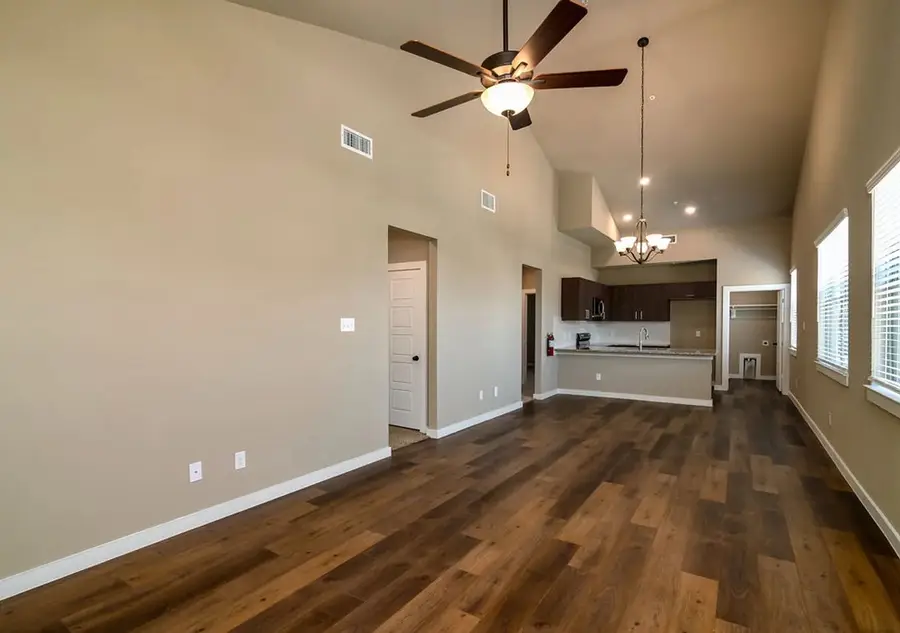 640-642-644-646 Fallow Drive, Venus, TX 76084 - #2