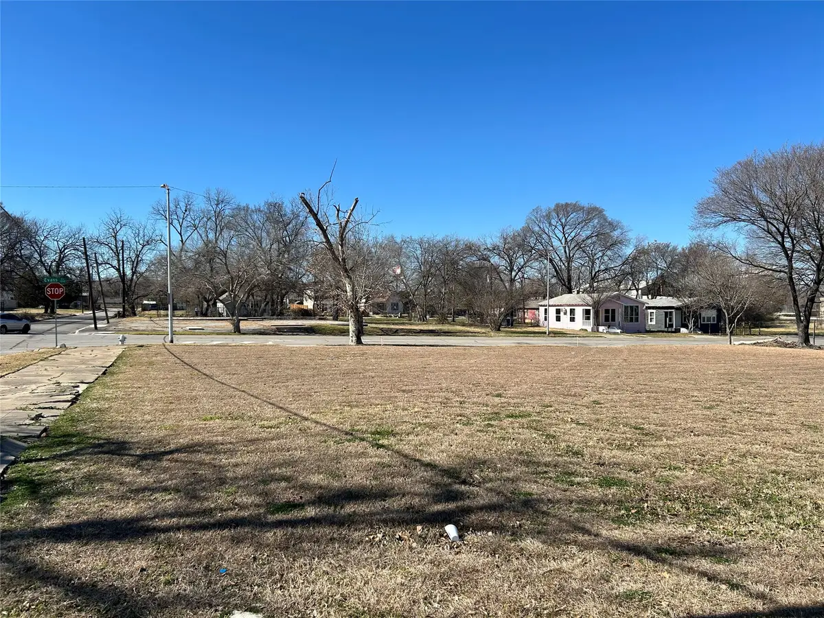 1333 Evans Avenue, Fort Worth, TX 76104 - Image #1