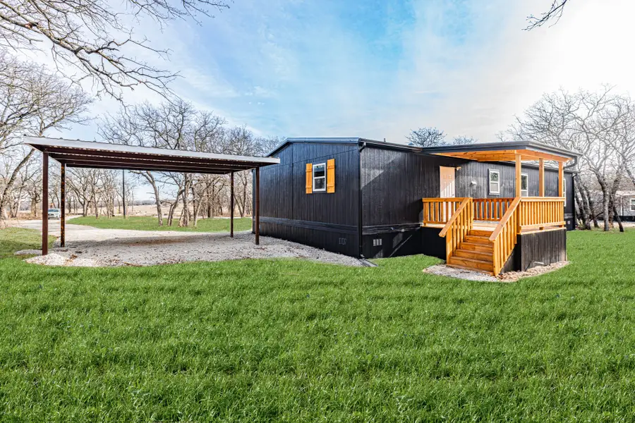 300 Huddleston Road, Sunset, TX 76270 - #3