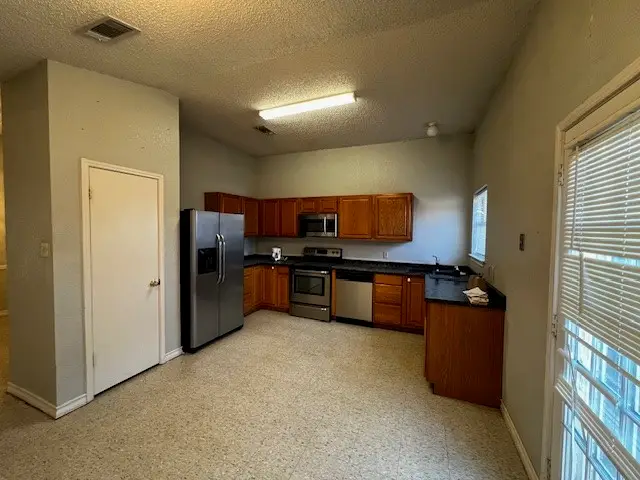 5900 Stone Meadow Lane, Fort Worth, TX 76179 - Image #2