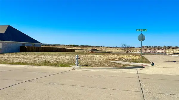 1900 Lake Tahoe Lane, Cleburne, TX 76033