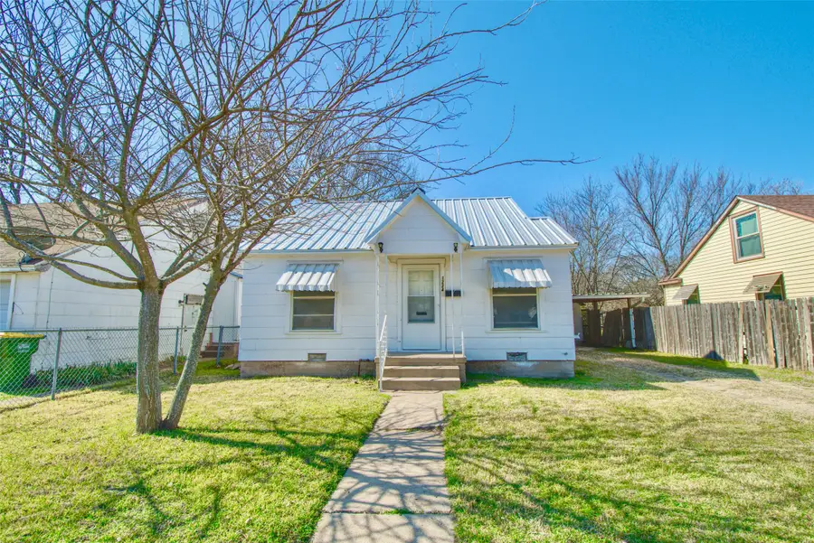 1224 Ashleman Street, Bellmead, TX 76705 - #2