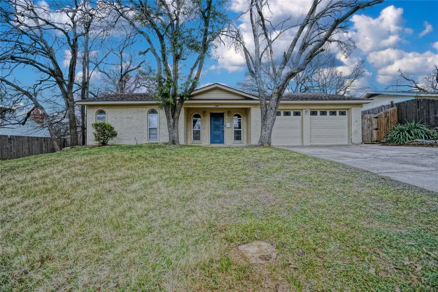 1802 Windlea Drive, Euless, TX 76040 - #2