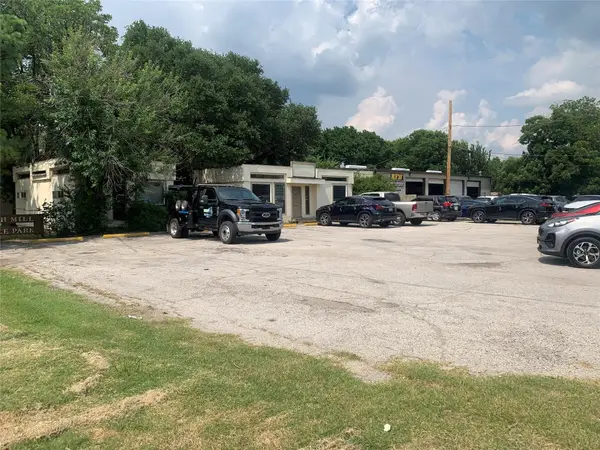 300 N Mill Street, Lewisville, TX 75057