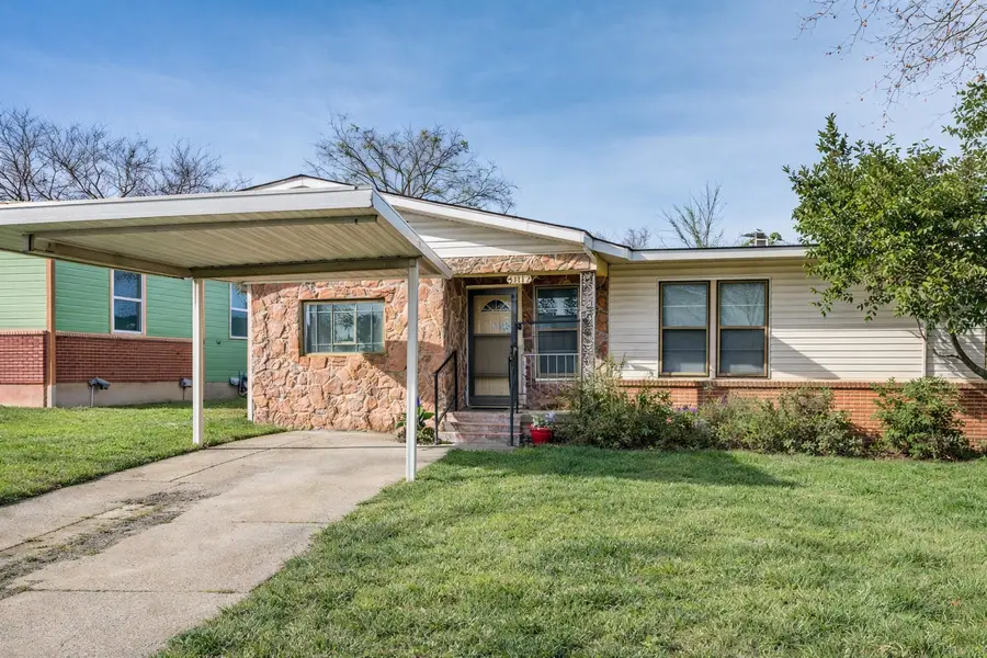 4812 Flagstone Drive, Fort Worth, TX 76114 - Image #3