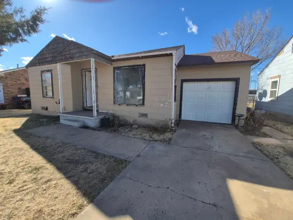 818 Avenue P, Sunray, TX 79086