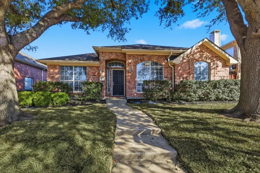 3704 Cottonwood Springs Drive, The Colony, TX 75056 - #2