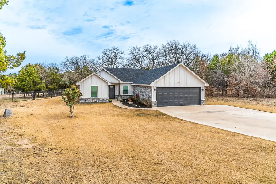 156 Ronnie Lane, Weatherford, TX 76088 - #2