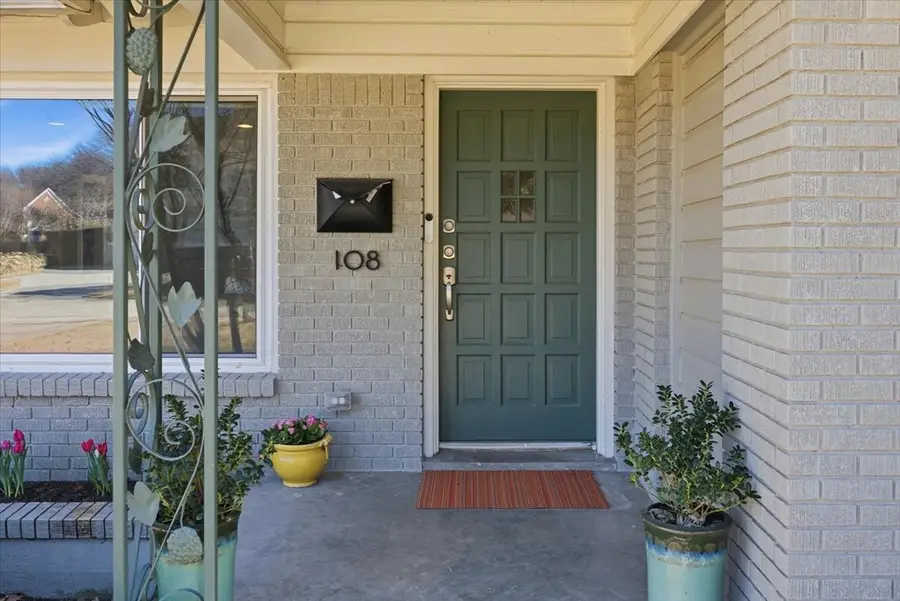 108 Lindenwood Drive, Fort Worth, TX 76107 - #3