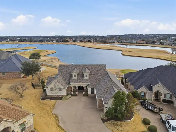 1309 Amsterdam Court, Granbury, TX 76048