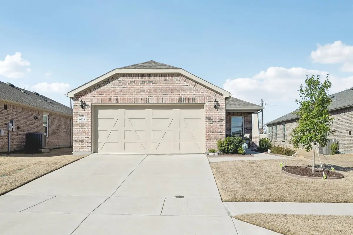 9229 Riverlight Road, McKinney, TX 75071 - #1